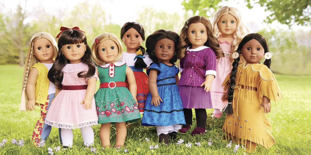 multiple american girl dolls